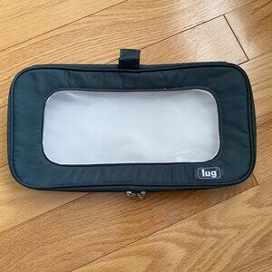 Lug storage container